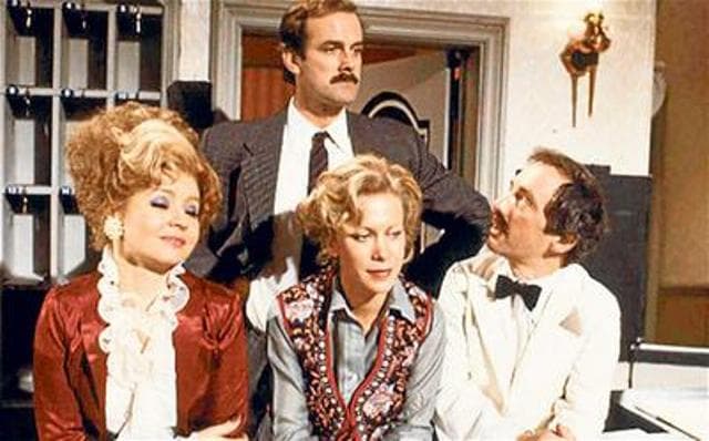 A Waczak szálló lett minden idők legjobb brit sitcom-sorozata