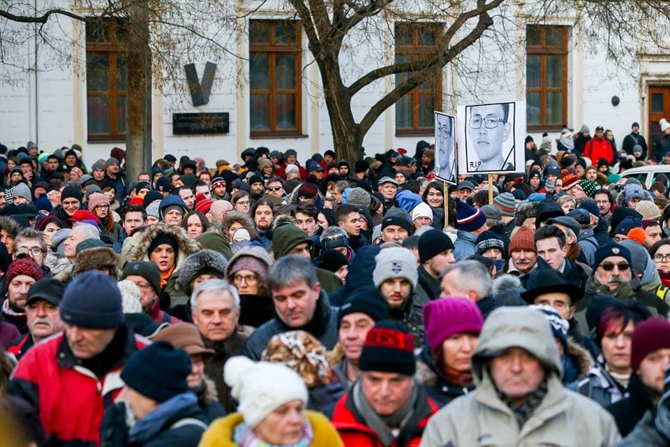 Ján Kuciak és kedvese emlékére menetelnek Pozsonyban