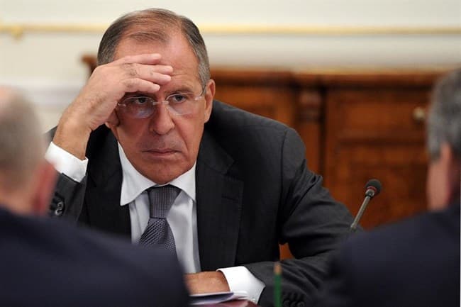 A Nyugat éppen lenullázza Oroszországot - dünnyögi Lavrov