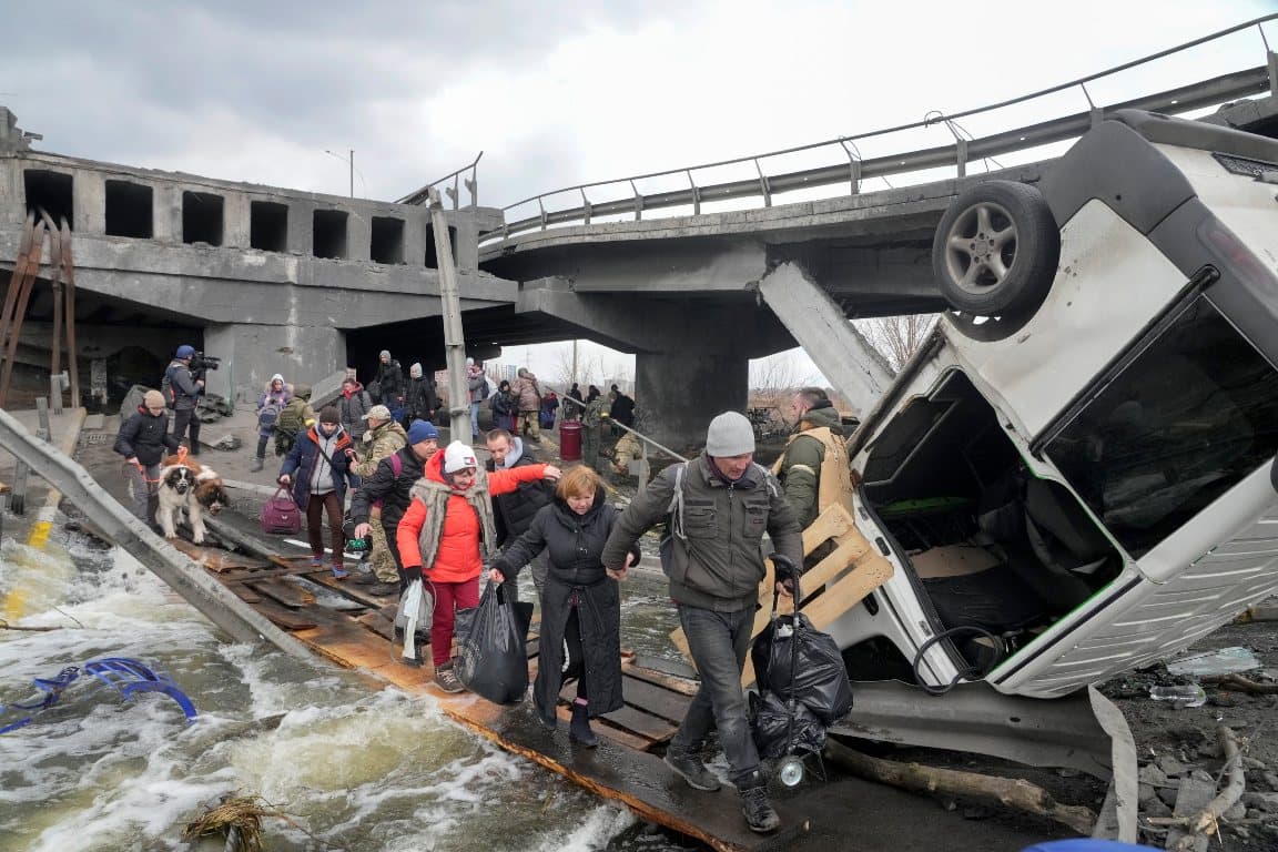 Moszkva szerint Szlovákia barátságtalan Oroszországgal szemben, közben meg a légterünkben már megjelentek az amerikai stratégiai bombázók – PERCRŐL PERCRE