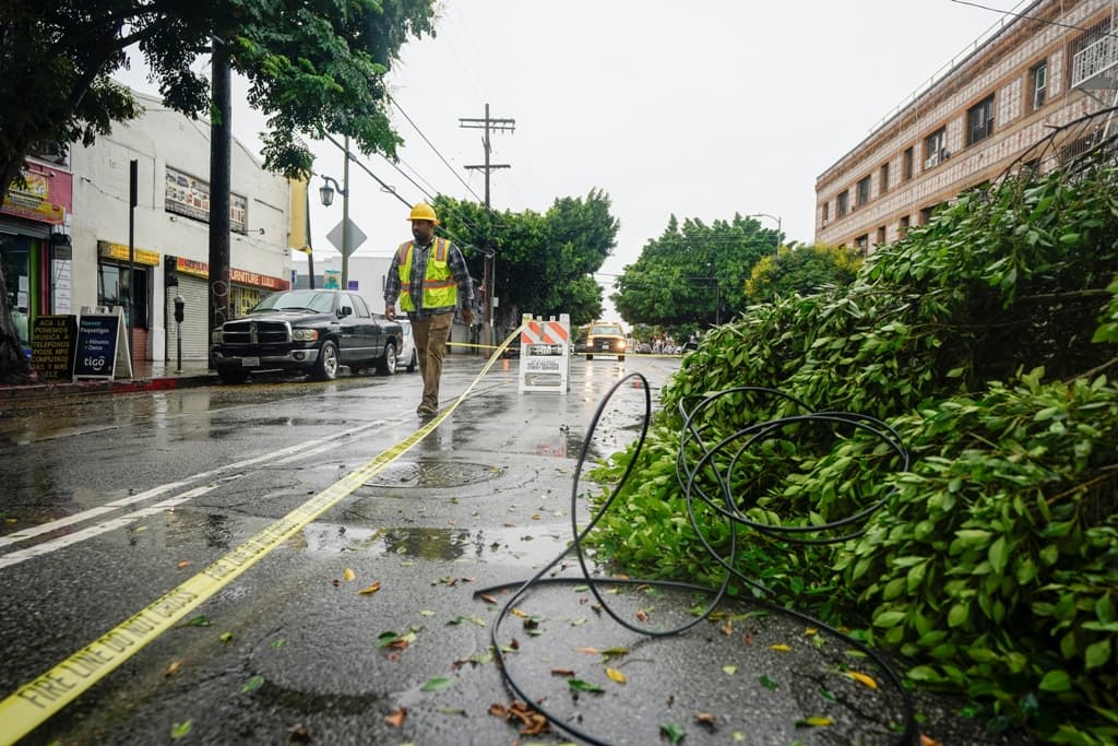 Rekordmennyiségű nyári csapadékot hozott a Hilary trópusi vihar az Egyesült Államokban