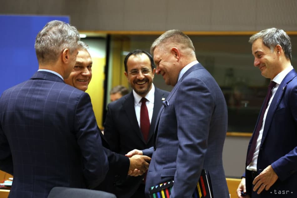 Orbánnal és Ficóval senki sem akar "játszani" az EP-ben, Babišsal karöltve új frakciót hozhatnak létre
