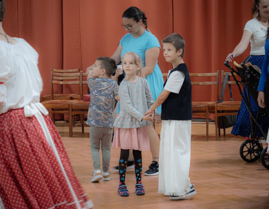 Tanévzáró táncházat szervezett a dunaszerdahelyi Egyesített Iskola