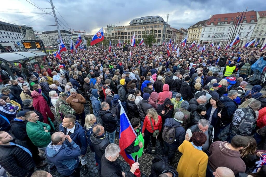 Forgalomkorlátozásra kell számítani a pozsonyi tüntetés miatt