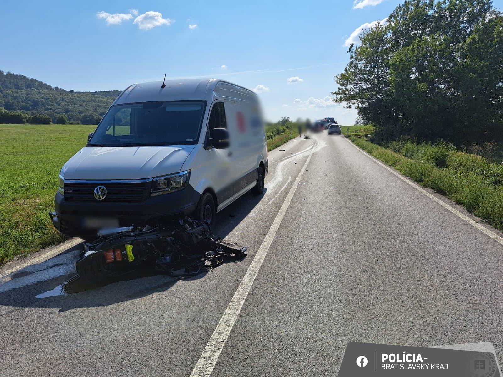 Furgonnal ütközött frontálisan egy 48 éves motoros, utóbbi a helyszínen meghalt