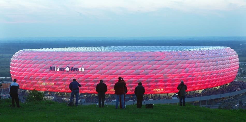 Megváltozik a müncheni Allianz Aréna címe -  Beckenbauer előtt tisztelegnek