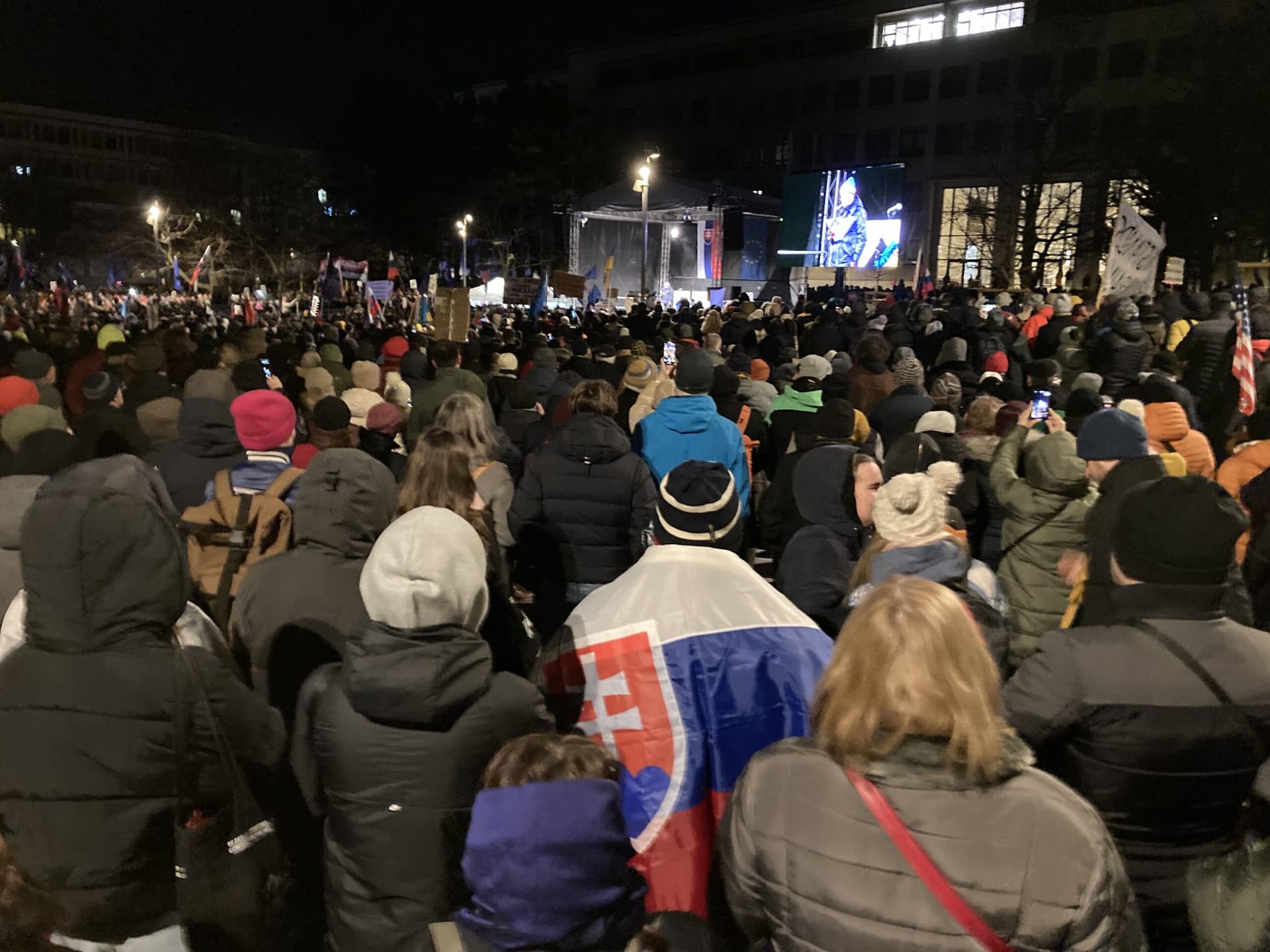 Fico politikája ellen tüntetnek Pozsonyban és egy tucat további városban