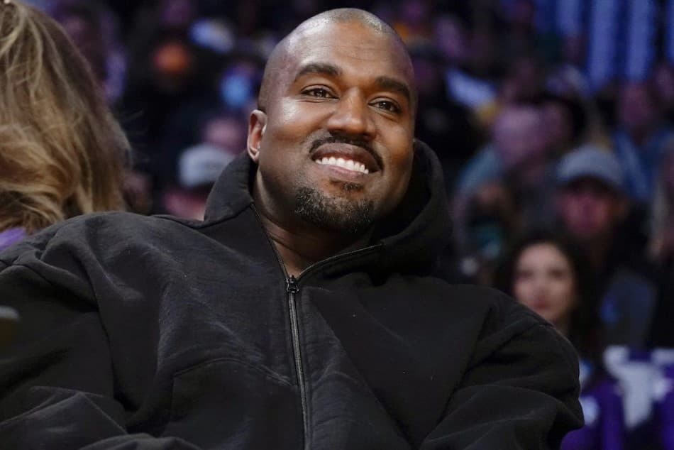 Kanye West megszólalt a Grammy-gálán történtekkel kapcsolatban: A feleségem a legkeresettebb ember a Föld nevű bolygón (VIDEÓ)