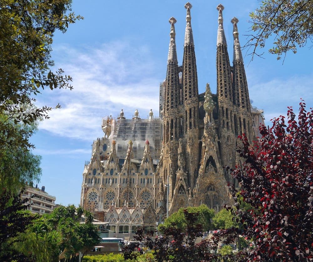 Rekordszámú látógatóval és rekordbevétellel zárta 2024-et a barcelonai Sagrada Familia bazilika