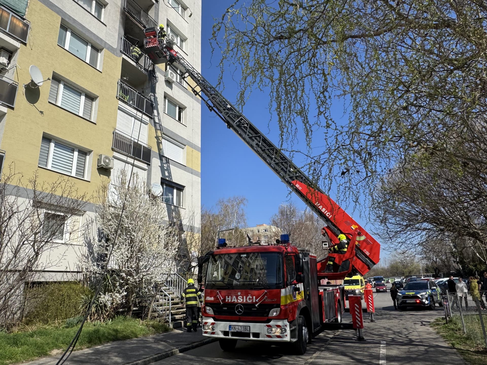 Tűz ütött ki egy komáromi lakásban