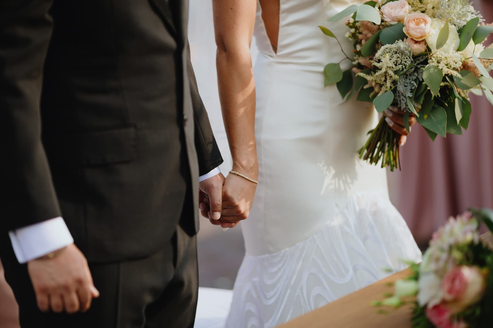 Álmaid esküvője tökéletes színteret kíván – találj rá az ideális helyszínre, fedezd fel az R-VIN WINEBAR-t!