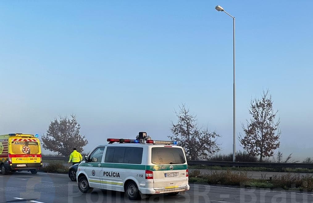 BORZALOM: Holttest hevert az úton a szlovák-magyar határ közelében (FOTÓK) 18+