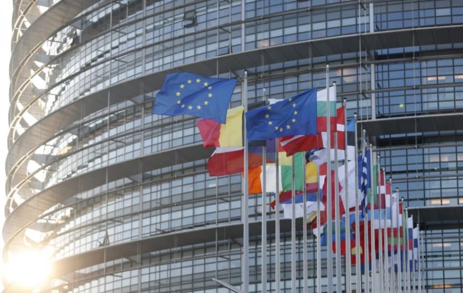 EP-korrupciós botrány - Uniós biztos: Növelni kell az átláthatóságot minden EU-intézményben