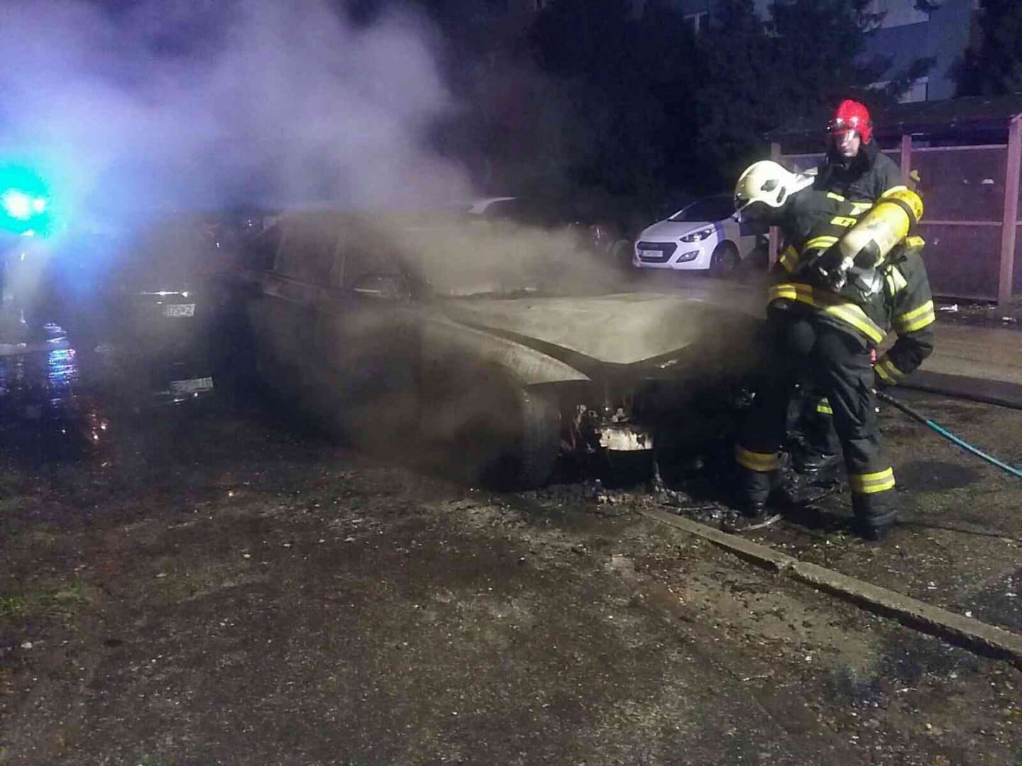 Kiégett egy BMW Dunaszerdahelyen – nem kizárt, hogy felgyújtották!
