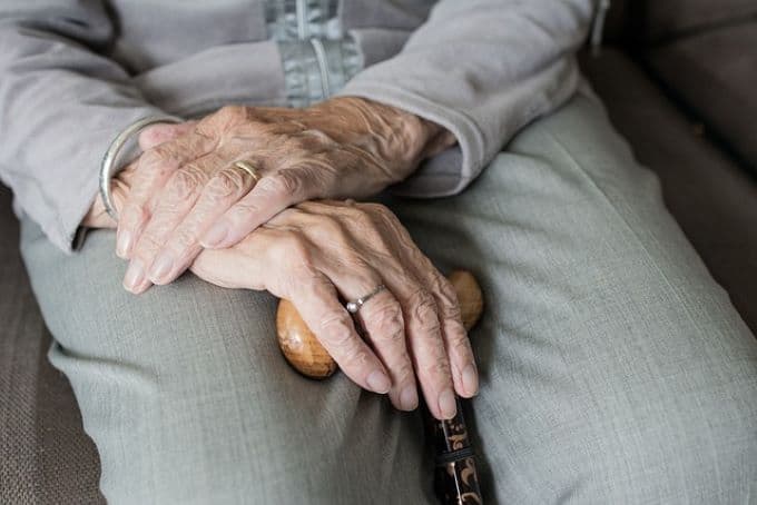 Megélt két világháborút, túlélte a covidot is - ismerje meg a világ legidősebb emberét (FOTÓ)