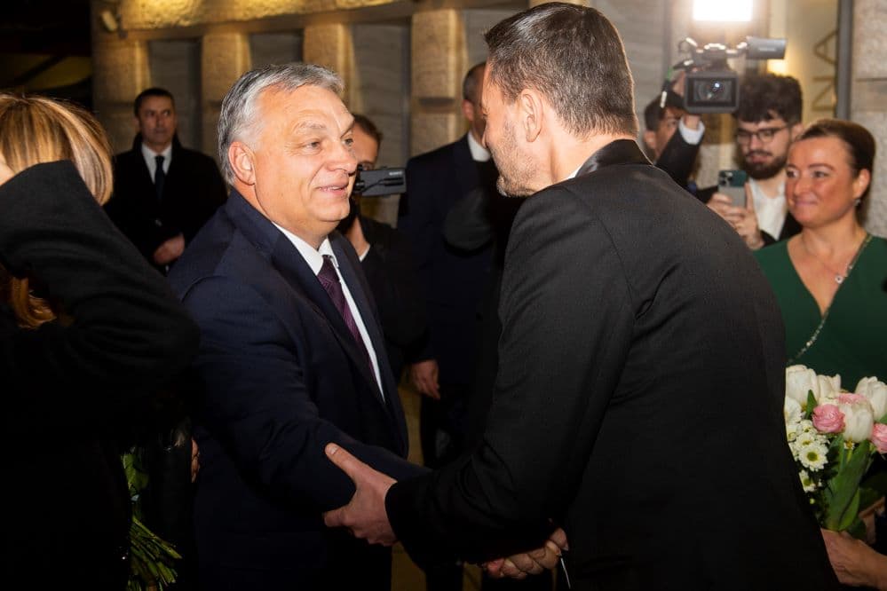 Újabb koki Orbánnak: Brüsszelnek nem tetszenek a fideszes egyetemek, elzárják a pénzcsapokat