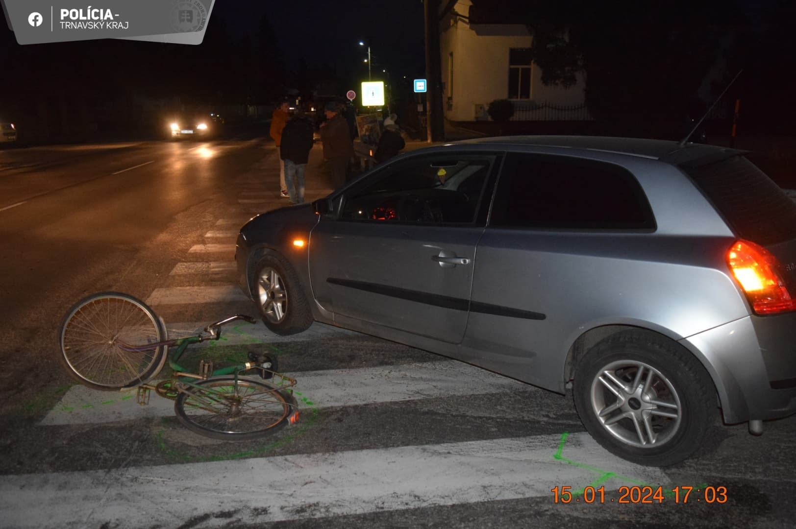 Nem ért célba a kerékpáros Ekecsen, kórházban kellett szállítani (FOTÓK)