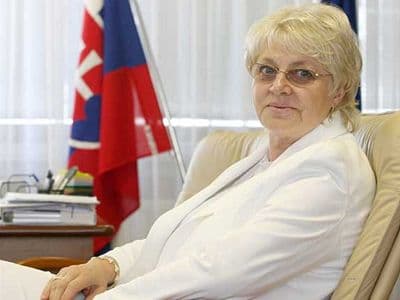 Smeres exminiszter védheti a gyermekek jogait Szlovákiában