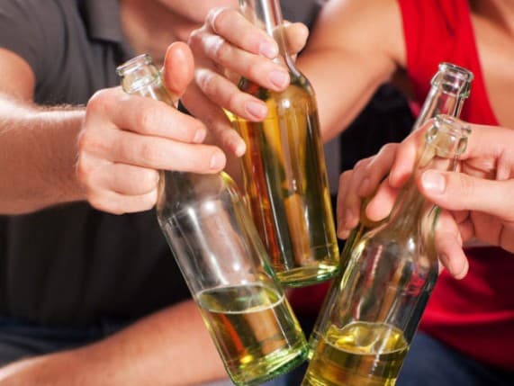 Végleges! Legalizálták az otthoni alkoholfőzést – bizonyos feltételek mellett