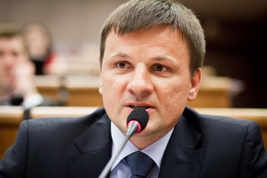 A KDH népszavazást akar, az MKP szerint a szlovákiai magyarok csalódottak