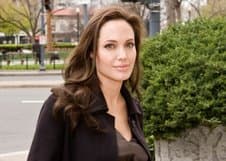 Angelina Jolie-ra újra rátalált a szerelem