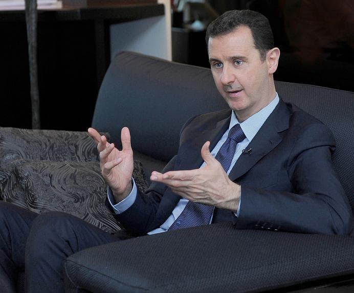 Amnesztiát ígér a felkelőknek a szíriai elnök