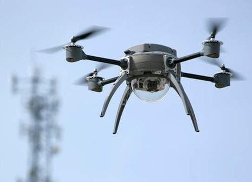 Drónokkal harcolna a cseh rendőrség a gyorshajtók ellen