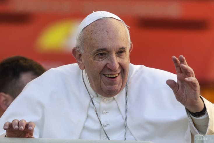 Ferenc pápa az antiszemitizmus és a keresztényüldözés megszüntetésére szólított fel