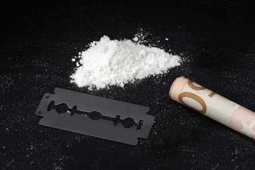 DROGFOGÁS: Másfél tonna kokaint találtak a rendőrök egy banánszállítmányba rejtve Montenegróban