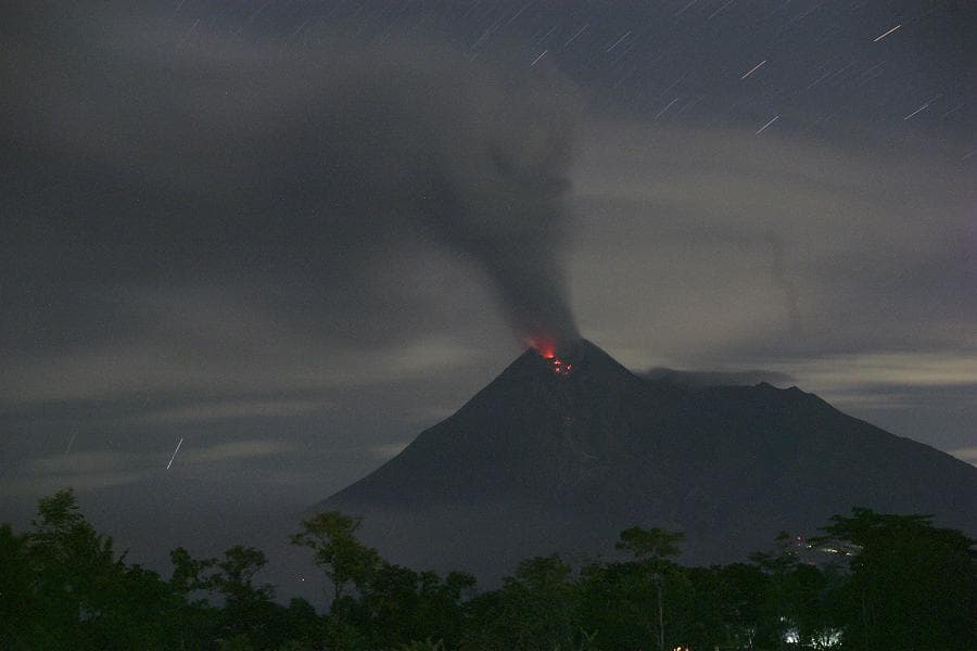 Ismét kitört Indonézia legszeszélyesebb vulkánja