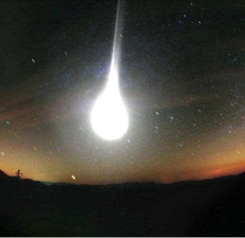 Meteoritok szállítottak szerves anyagokat a fiatal Föld tavaiba