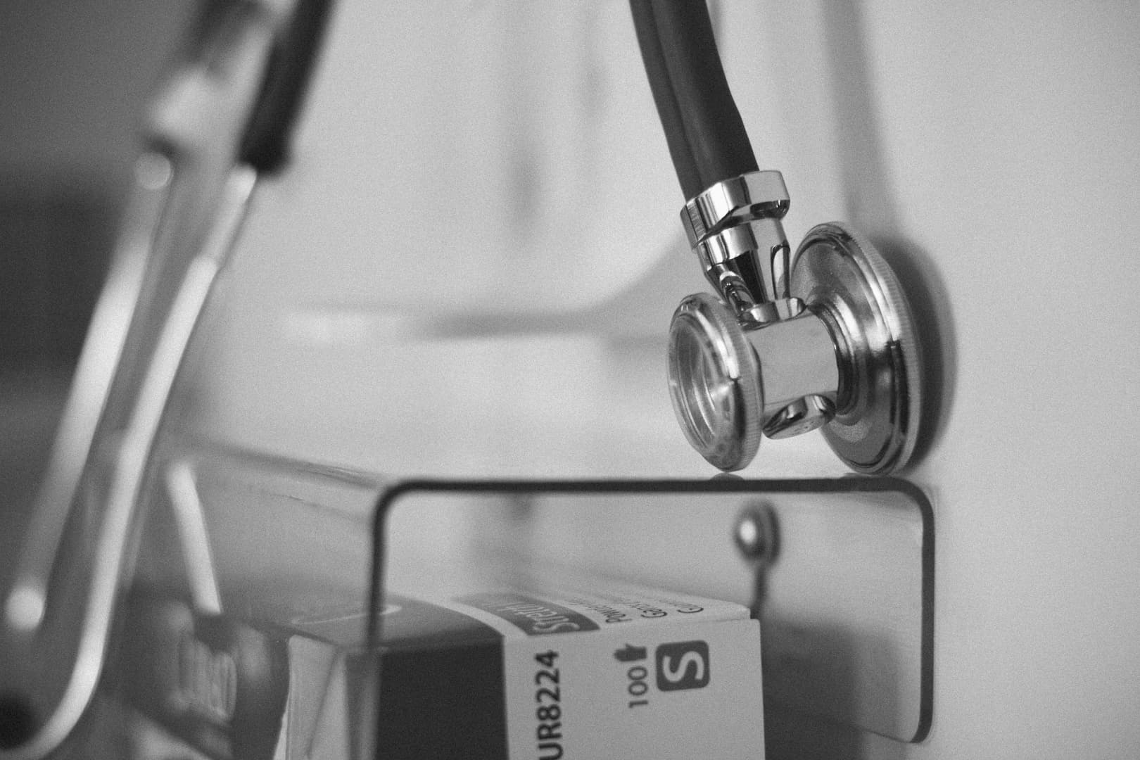 Kezelési díjakat vezetnek be az orvosok áprilistól, ha nem lép az állam
