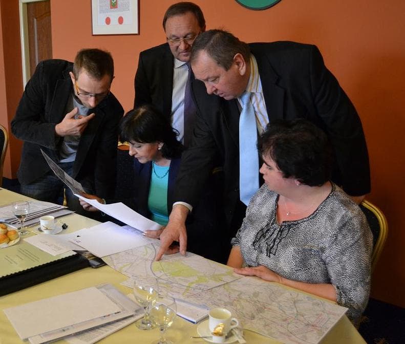 R7: A Dunaszerdahelyi Ügyészséghez fordult a kavicsbányák építése ügyében három MKP-s polgármester