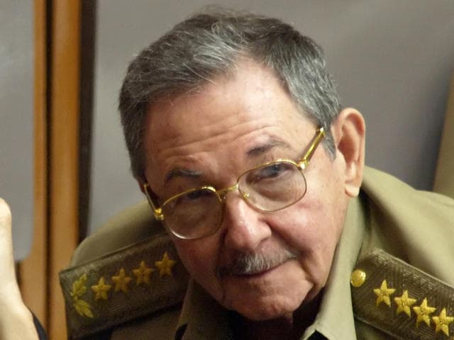 Raúl Castro: nem fognak se utcákat, se közterületeket Fidel Castróról elnevezni