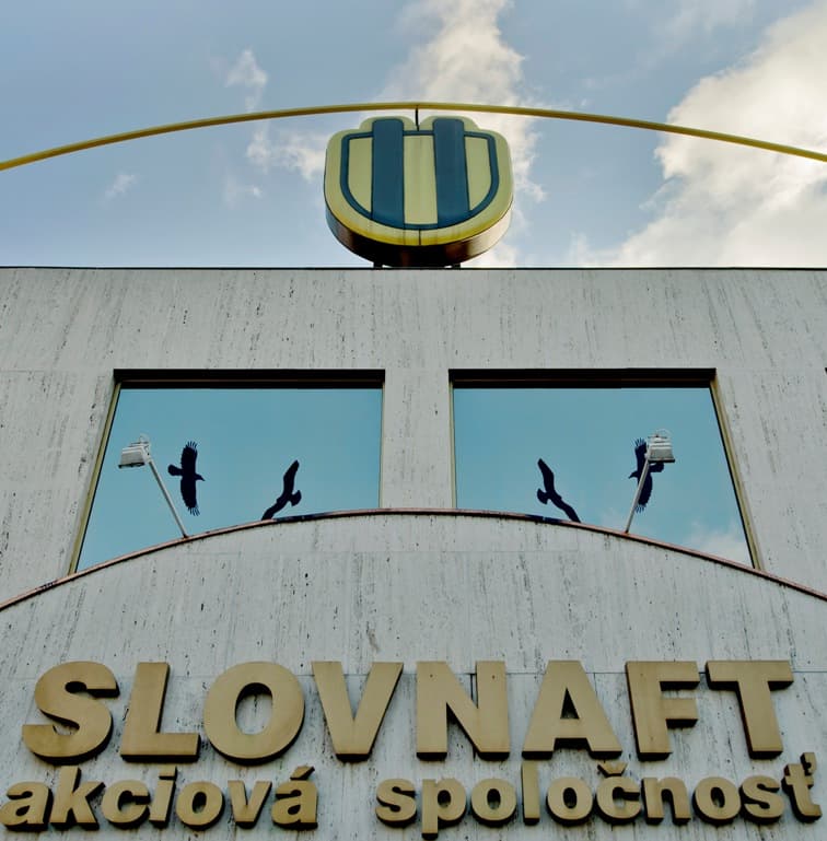 Saját kéz-, és felületfertőtlenítő terméket gyárt a Slovnaft