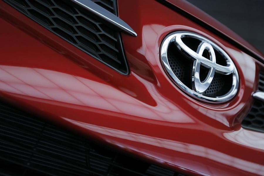 Új arcot kap a Toyota Corolla