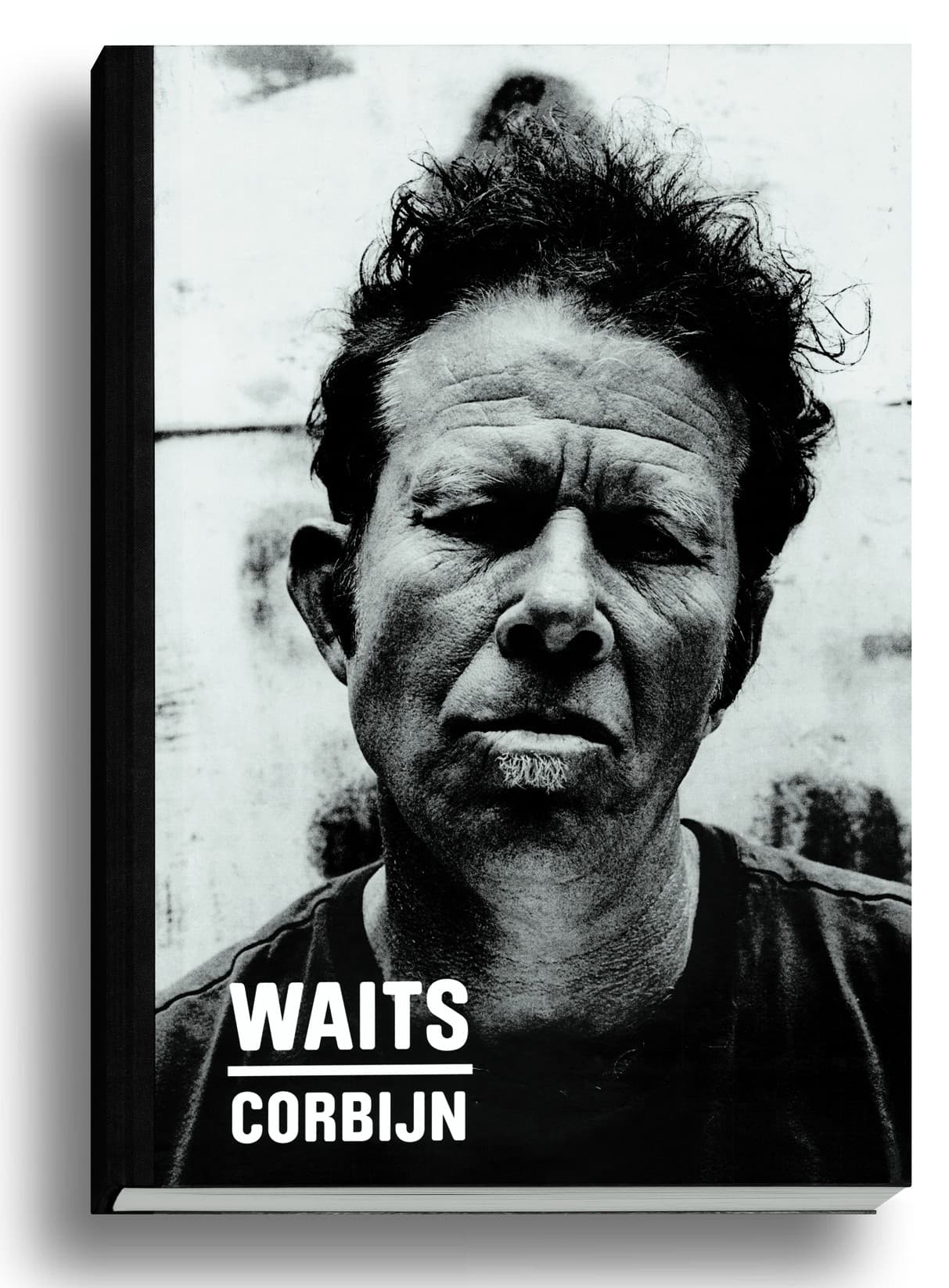 Különleges fotóalbumot ad ki Tom Waits