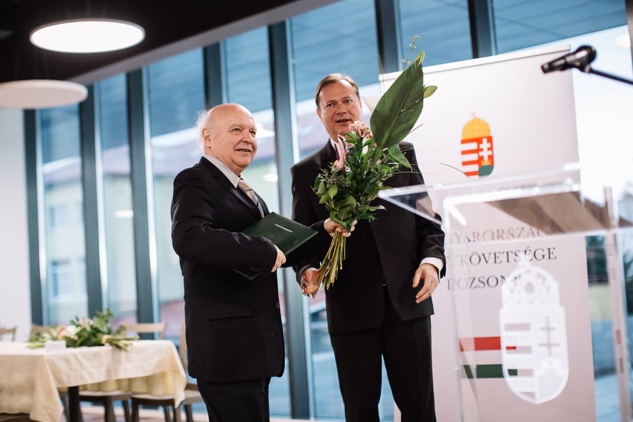Magyar állami kitüntetéseket adtak át Dunaszerdahelyen