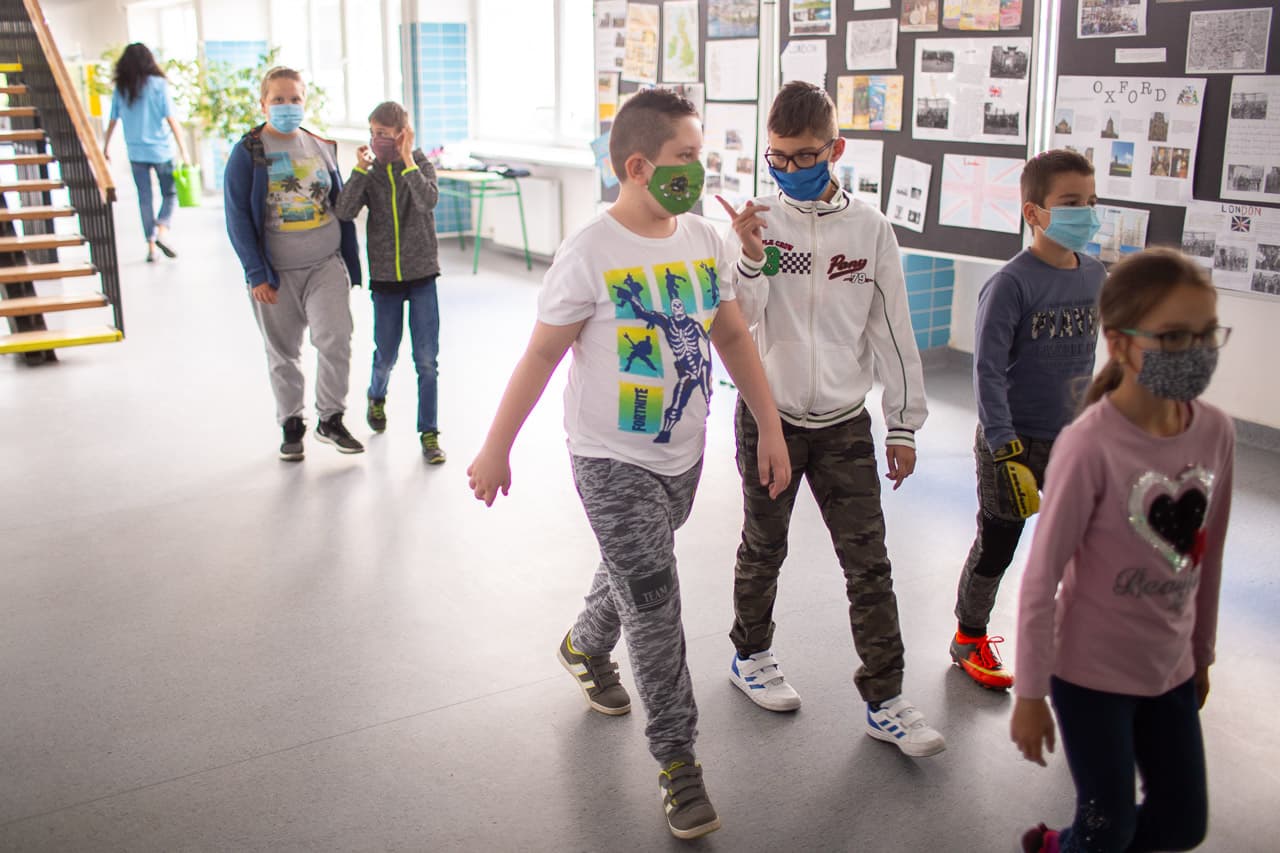 Rengeteg diák van a fertőzöttek között a Dunaszerdahelyi járásban