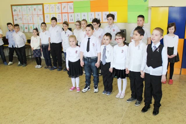 Március 15. a magyar iskolában szlovák közönséggel
