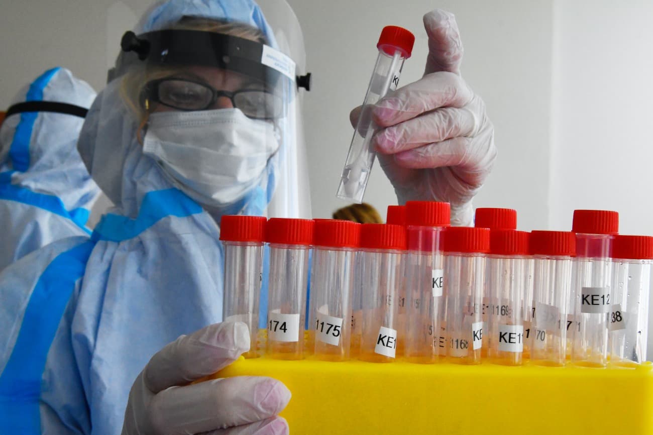 Egy szlovák tesztnek köszönhetően eldönthető, hogy influenzásak vagy koronvírusosak vagyunk-e!