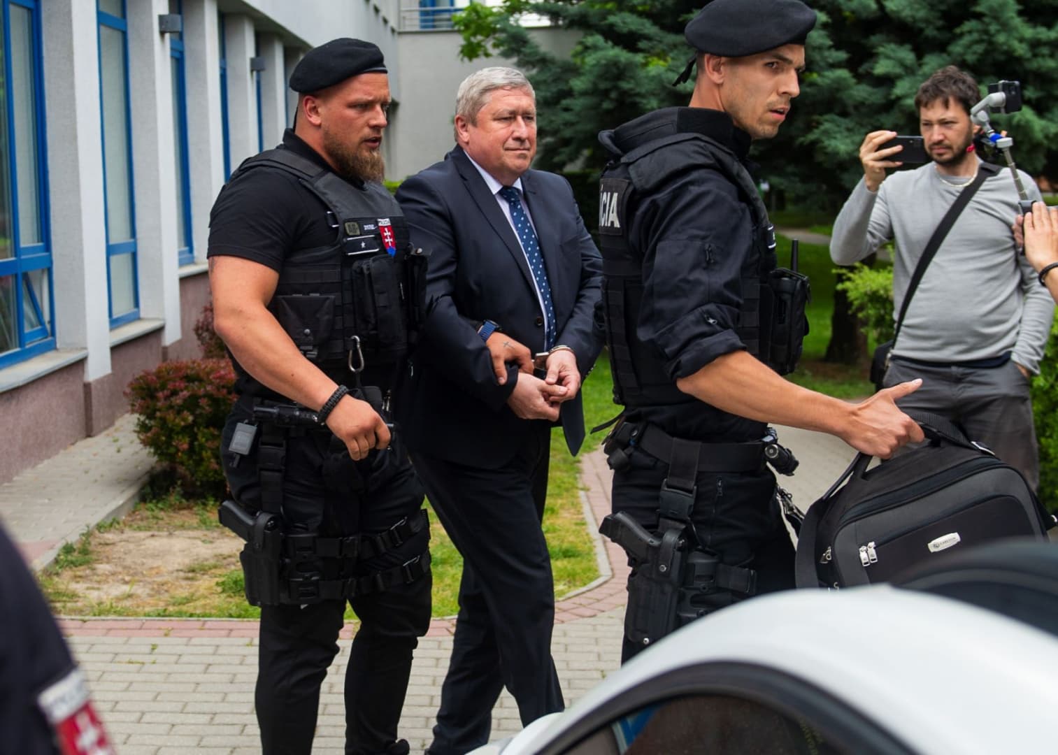 Nyolc évet kapott a korábbi speciális ügyész, Dušan Kováčik, a koalíció pedig tovább veszekszik Matovič csomagján