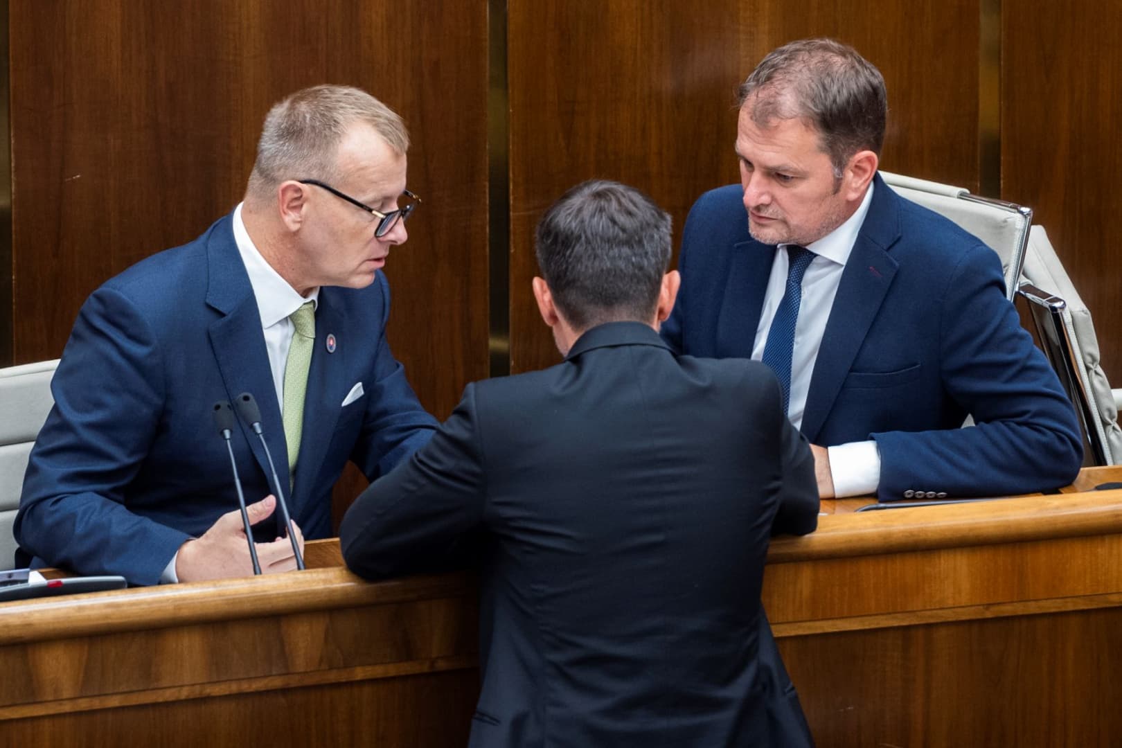 Frissítve: Kollár és Matovič inkább a Smer támogatását kéri a parlamentben, de nem mindig kapja meg