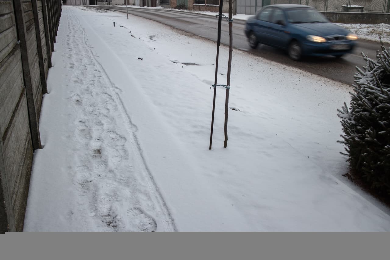 Másodfokú hóriasztás lépett életbe, Dunaszerdahelyen és környékén akár 25 centi friss hó is hullhat