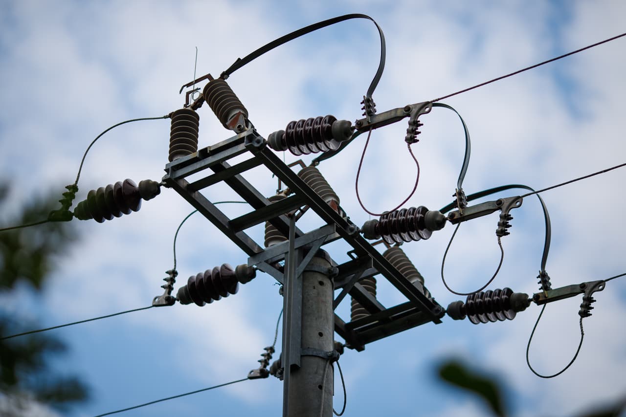 DURVA: Legalább 26 emberrel áramütés végzett egy piacon