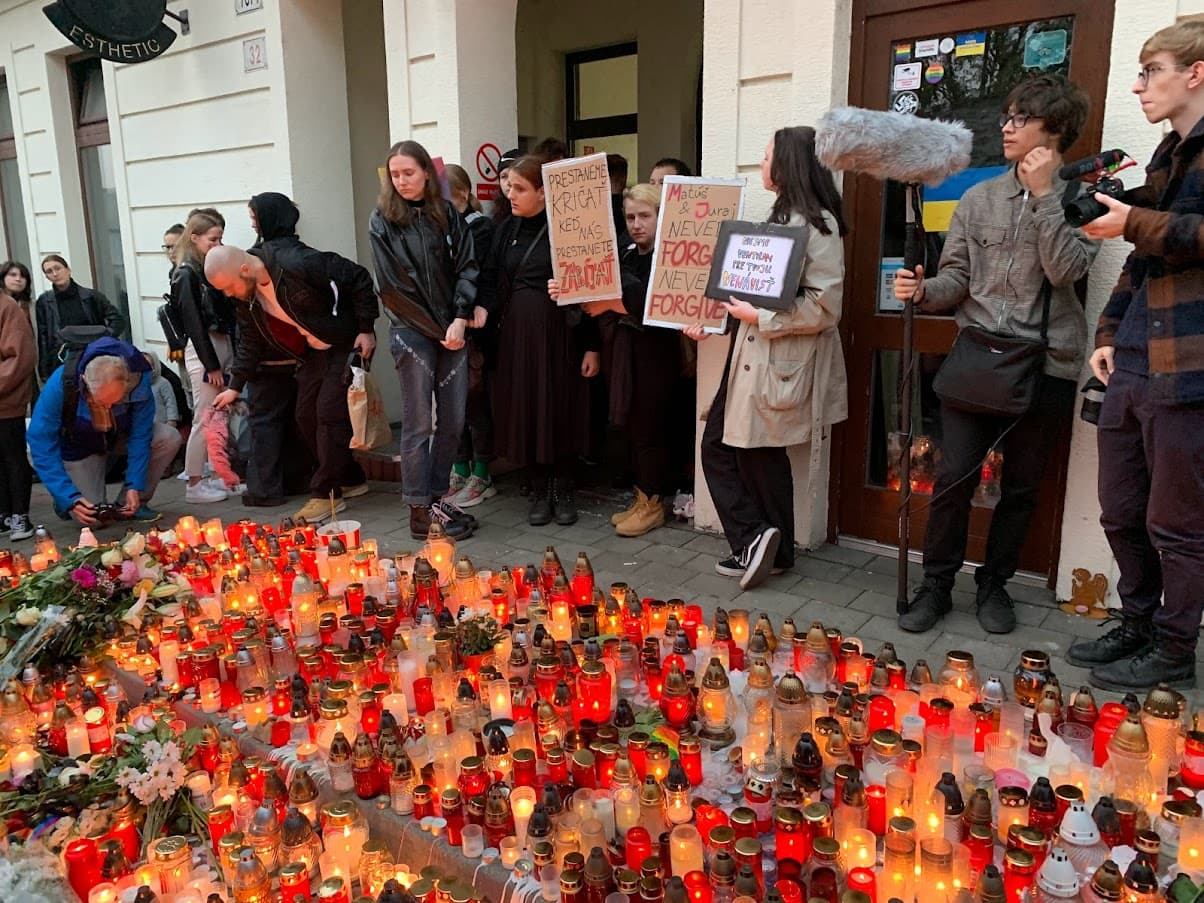 Bél Mátyás Intézet: Vonják vissza az Orbán-mintára készített melegellenes törvényt