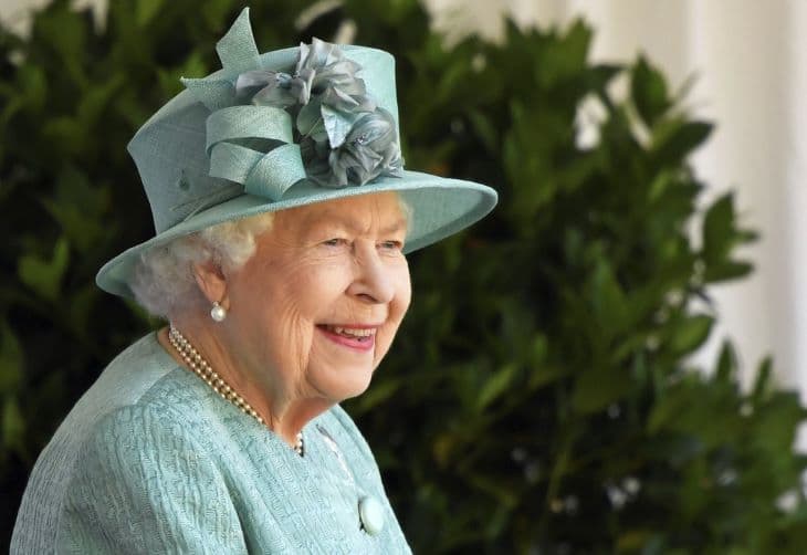 Korlátozásoktól mentes születésnapi ünnepséget szeretne II. Erzsébet királynő
