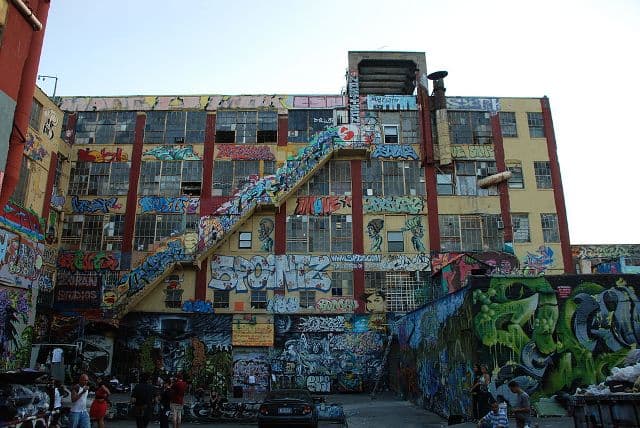 Több mint 6,5 millió dollár kártérítést kap néhány graffitis a lemázolt műveiért