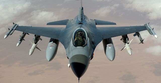 F-16-os vadászgépeket vezényeltek az amerikaiak Dél-Koreába