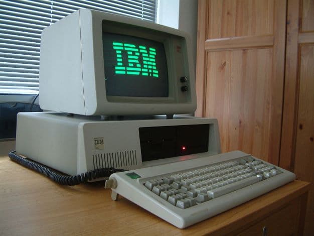 Negyven néves az IBM PC